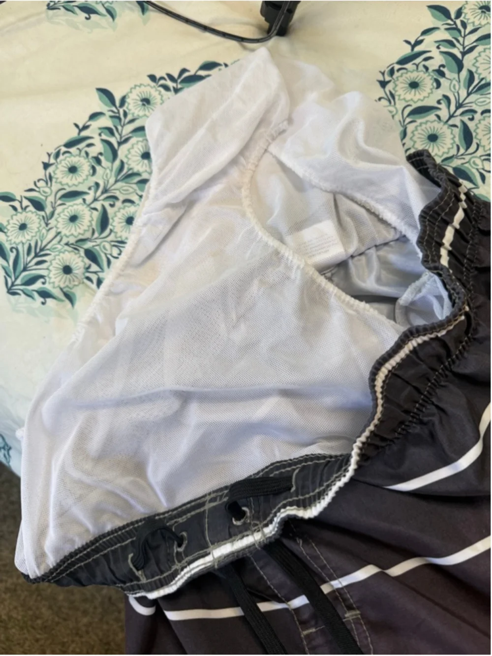 Men's NONWE Black Gray Striped Board Shorts m‎